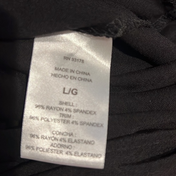 Joan Vass High Low Top with Satin Collar Size Large - Picture 10 of 11